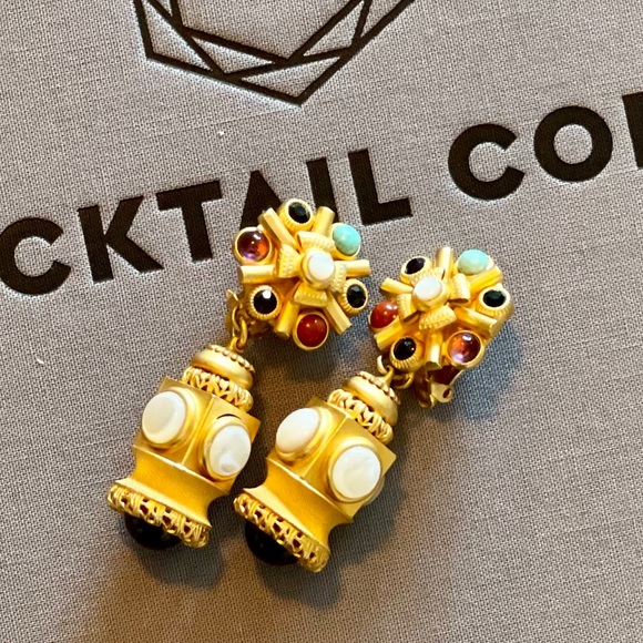 Natasha Stambouli Matte 24k Gold Plated Clipons - Picture 8 of 16